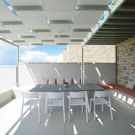 Vila Afentiko Pigadi *