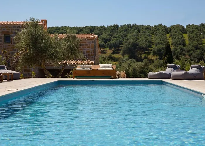 Afentiko Pigadi Villa