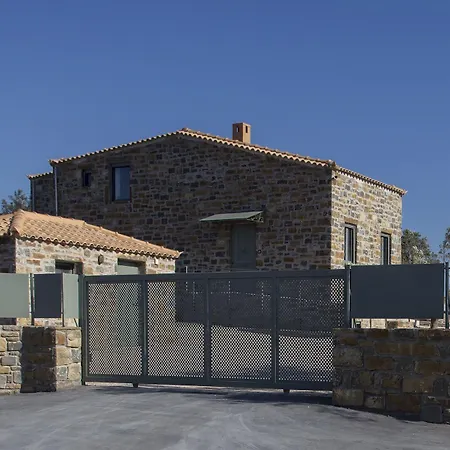 Afentiko Pigadi Villa